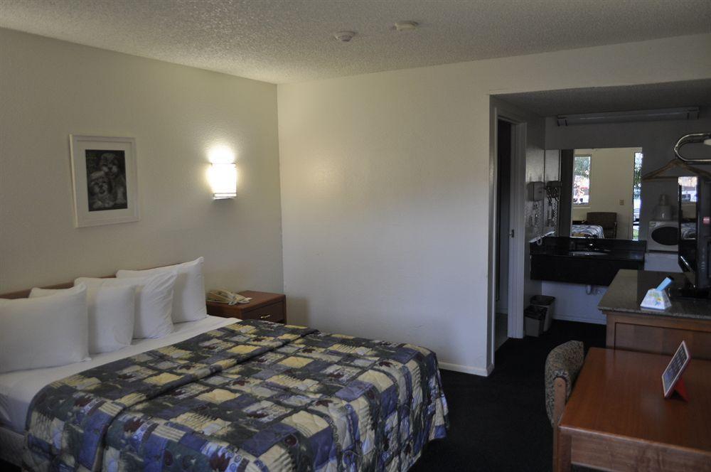 Pacific Inn Motel Ventura Εξωτερικό φωτογραφία